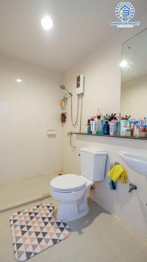 *****ทาวน์เฮ้าส์มือสองย่านนนทบุรี ม.โมดิวิลล่า ปิ่นเกล้า-วงแหวนฯ เนื้อที่มากถึงเกือบ 19 ตร.ว. ฟังก์ชัน 3 ห้องนอน 2 ห้องน้ำ 1 ที่จอดรถ แถมฟรี! 2 เครื่องปรับอากาศ บนทำเลเยี่ยม เชื่อมต่อหลายเส้นทาง ถ.กาญจนาฯ, ถ.บรมราชชนนี ใกล้เซ็นทรัลปิ่นเกล้า จองด่วน!